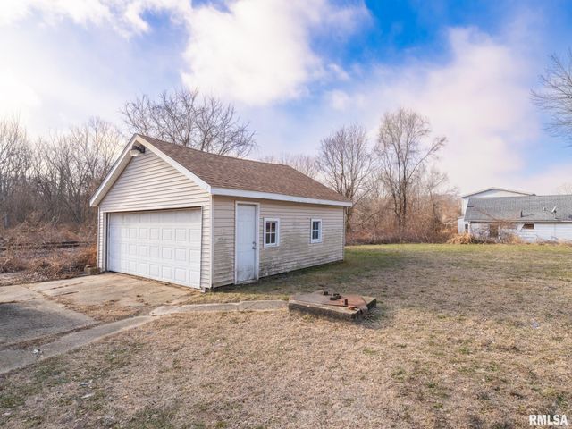 4110 W SOUTHPORT Road, Peoria, IL 61615