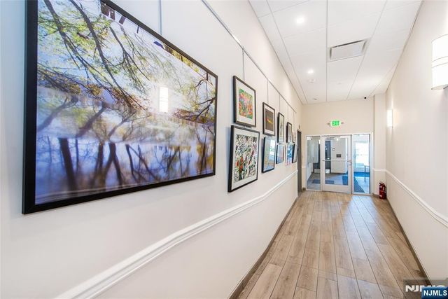 246 Main Street 404, Chatham Borough, NJ 07928