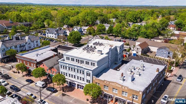 246 Main Street 404, Chatham Borough, NJ 07928