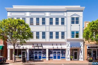 246 Main Street 404, Chatham Borough, NJ 07928