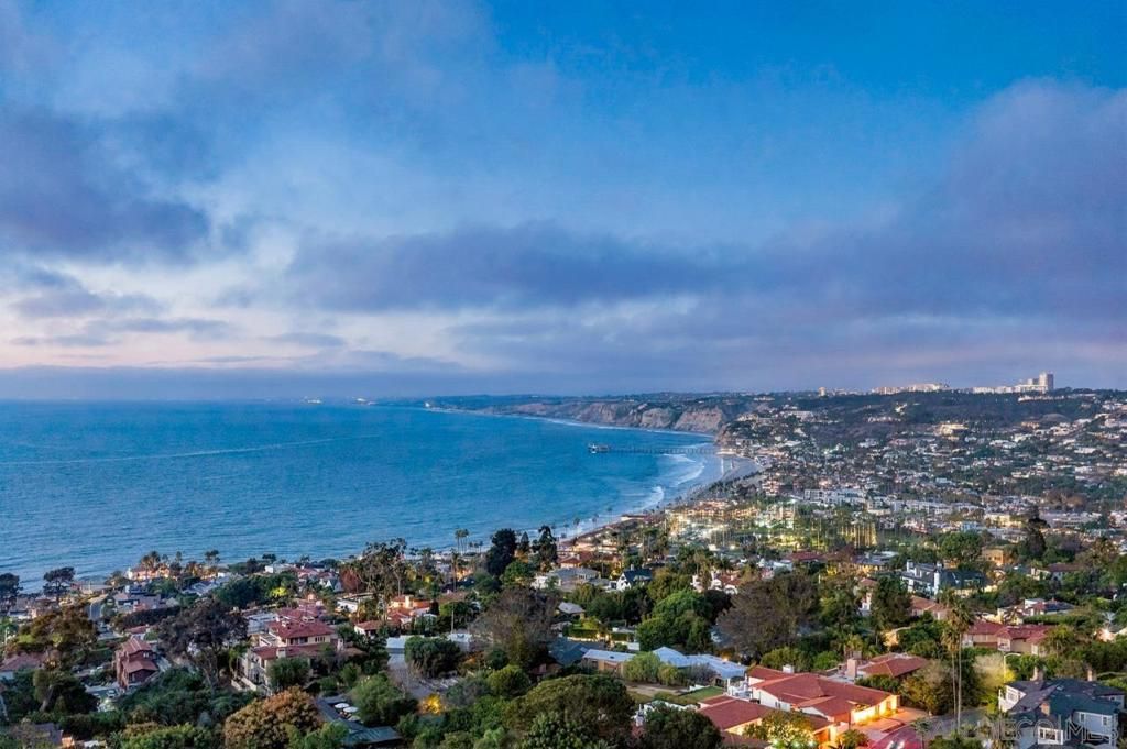 1718 Valdes, La Jolla, CA 92037 — exterior