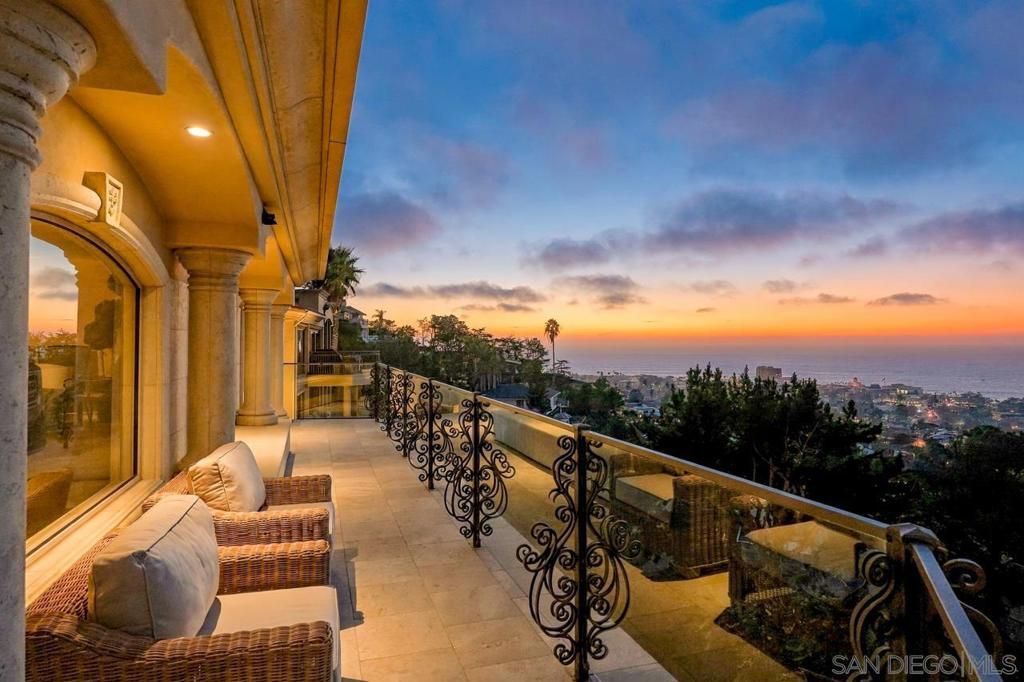 1718 Valdes, La Jolla, CA 92037 — photo 2