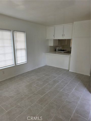 1543 N Lugo, San Bernardino, CA 92404