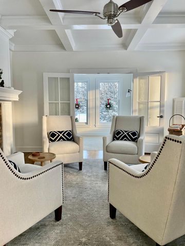 1017 Fox Knoll Drive SW, Rochester, MN 55902