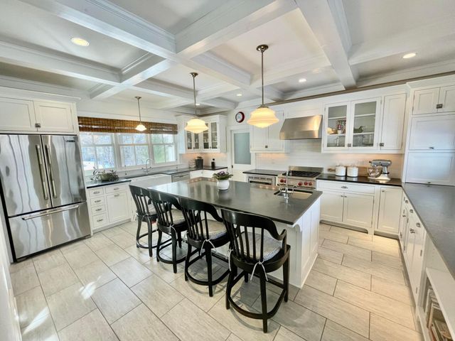 1017 Fox Knoll Drive SW, Rochester, MN 55902