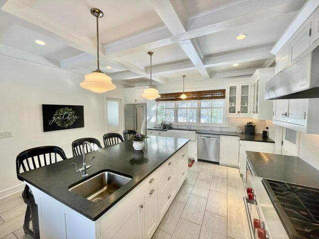 1017 Fox Knoll Drive SW, Rochester, MN 55902