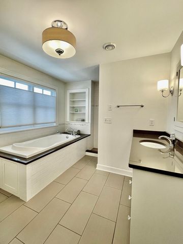 1017 Fox Knoll Drive SW, Rochester, MN 55902