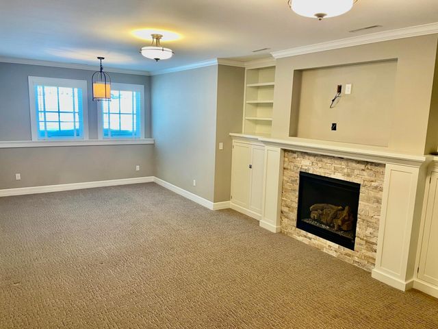 1017 Fox Knoll Drive SW, Rochester, MN 55902