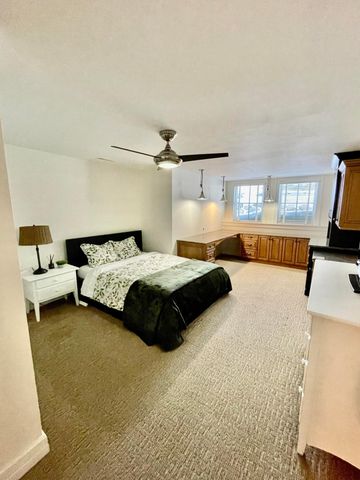 1017 Fox Knoll Drive SW, Rochester, MN 55902