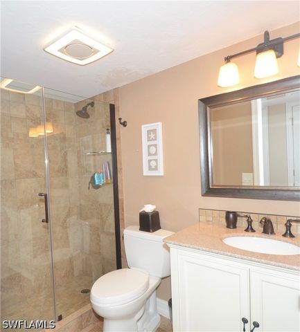 10851 Gulf Shore DR 1402, Naples, FL 34108