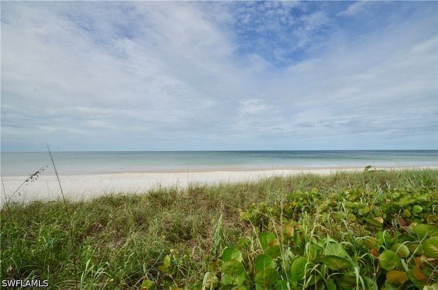 10851 Gulf Shore DR 1402, Naples, FL 34108