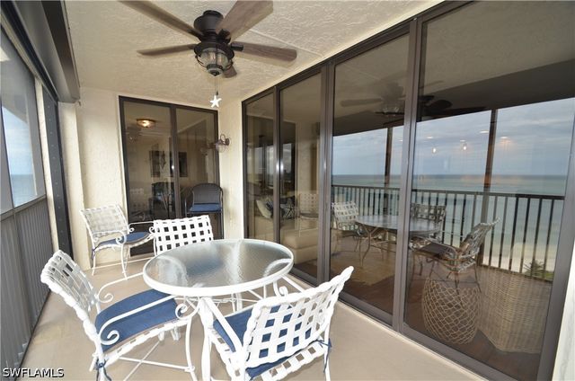 10851 Gulf Shore DR 1402, Naples, FL 34108