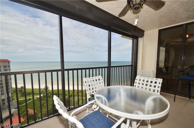 10851 Gulf Shore DR 1402, Naples, FL 34108
