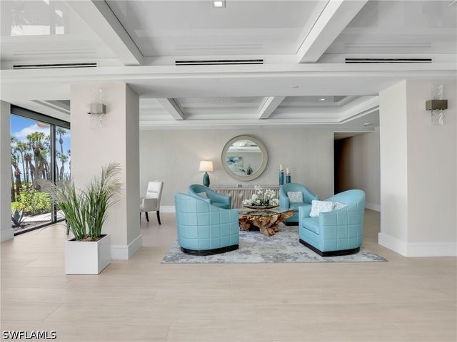 10851 Gulf Shore DR 1402, Naples, FL 34108