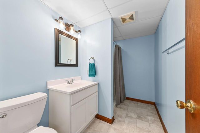 W173N8436 Robert AVENUE, Menomonee Falls, WI 53051