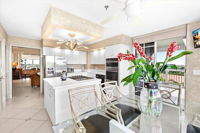 17047 Boca Club Boulevard 166B, Boca Raton, FL 33487