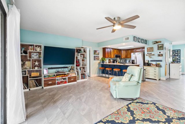 4112 Spinnaker Drive 103, Gulf Shores, AL 36542