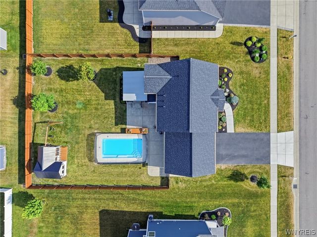 51 Vista Court, West Seneca, NY 14224