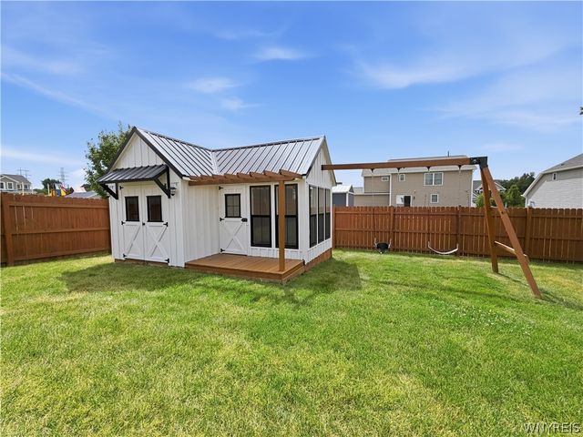 51 Vista Court, West Seneca, NY 14224
