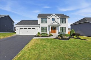 51 Vista Court, West Seneca, NY 14224