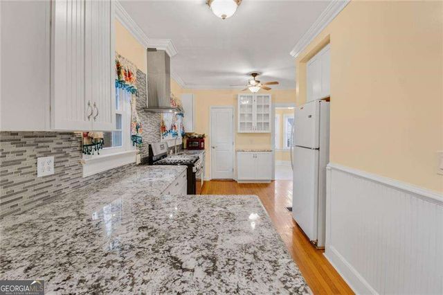 15 E New Street, Winder, GA 30680