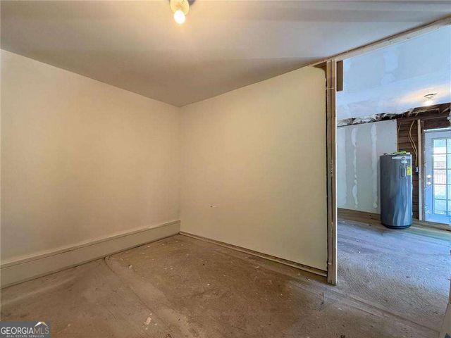 15 E New Street, Winder, GA 30680