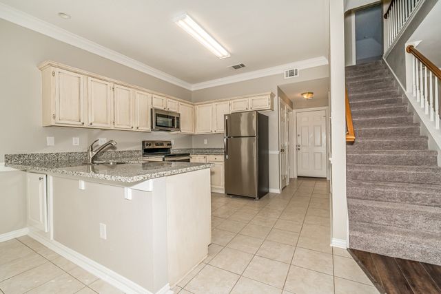 4402 Spinnaker Drive, Arlington, TX 76016