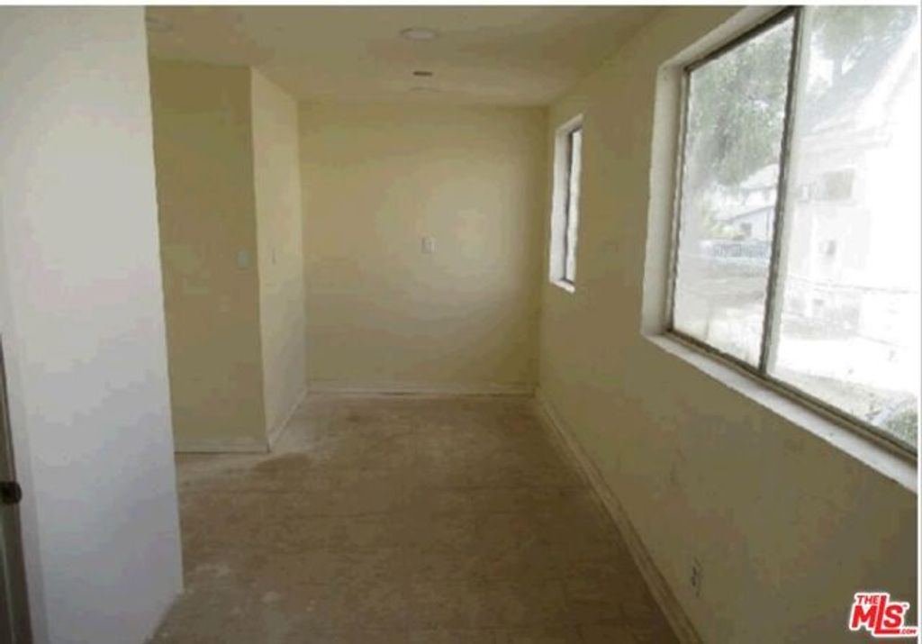 243 E 29th Street, Los Angeles, CA 90011