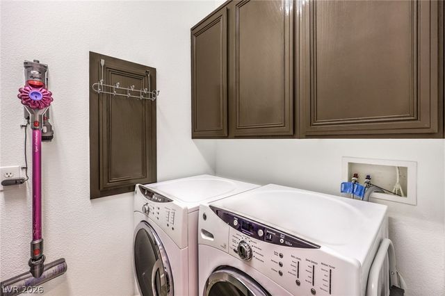 408 Bloomingdale Court, Las Vegas, NV 89144