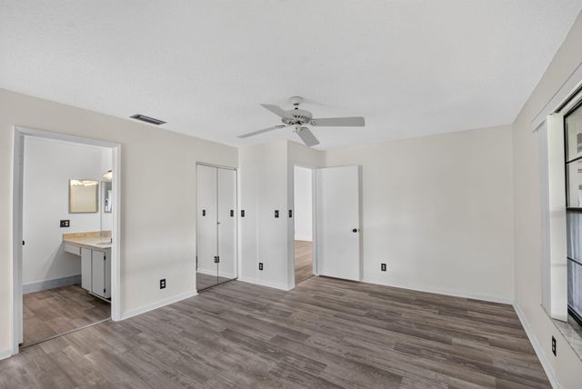 5423 Palm Springs Lane B, Boynton Beach, FL 33437