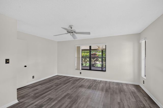 5423 Palm Springs Lane B, Boynton Beach, FL 33437