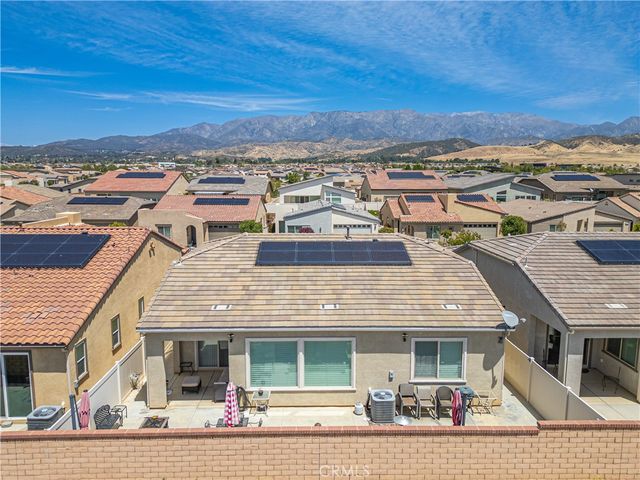 1519 Village Green, Beaumont, CA 92223
