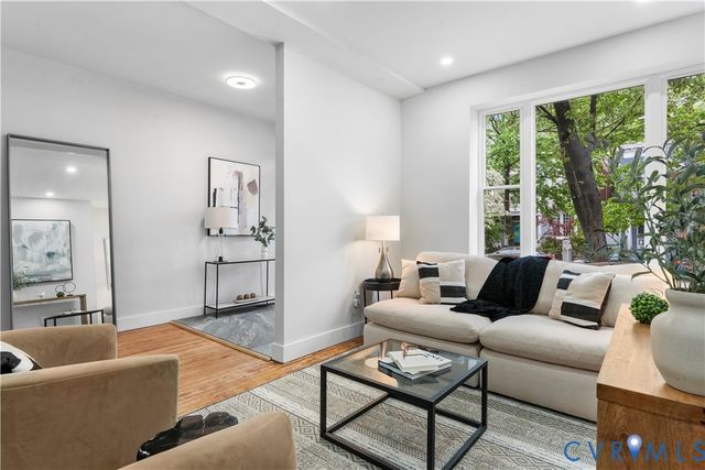 2905 W Grace St, Richmond, VA 23221