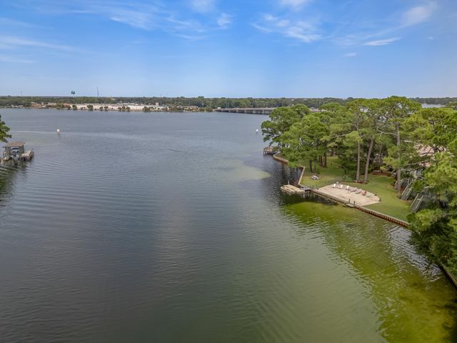 274 Kidd Street, Fort Walton Beach, FL 32548