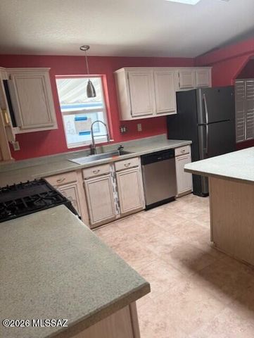 6163 S Mainside Drive, Tucson, AZ 85746