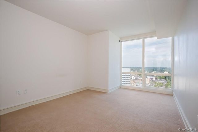 1 Renaissance Square 21F, White Plains, NY 10601