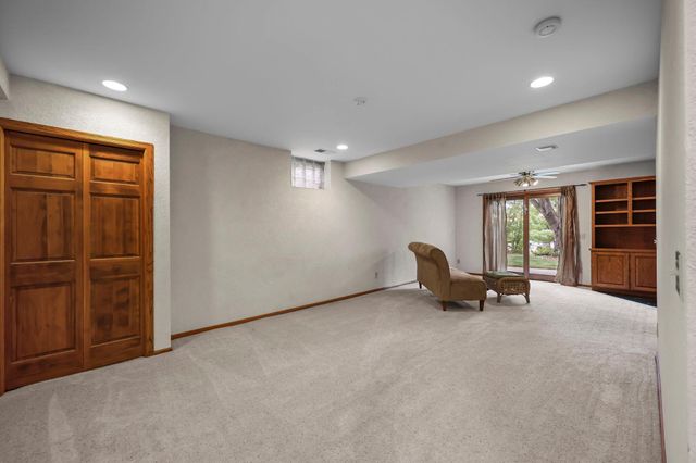 13840 York Avenue S, Burnsville, MN 55337
