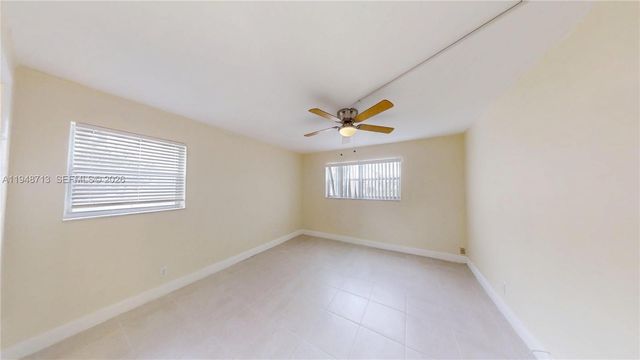2800 W Sunrise Lakes Dr 101, Sunrise, FL 33322