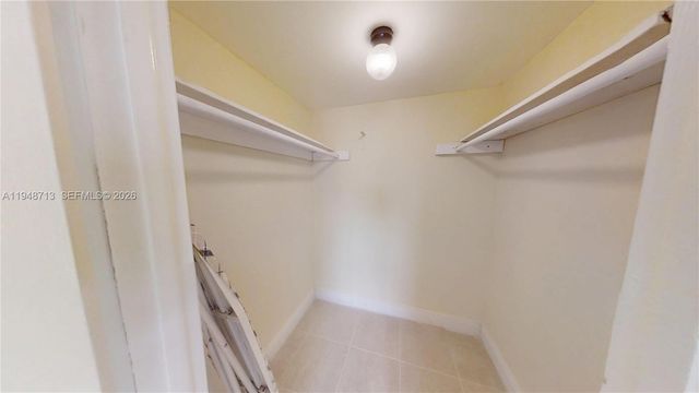 2800 W Sunrise Lakes Dr 101, Sunrise, FL 33322