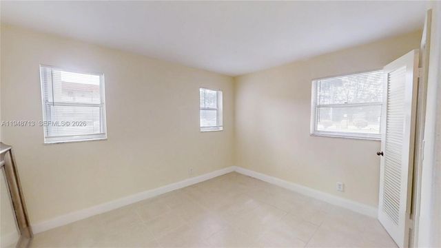 2800 W Sunrise Lakes Dr 101, Sunrise, FL 33322