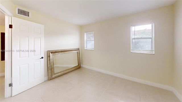 2800 W Sunrise Lakes Dr 101, Sunrise, FL 33322