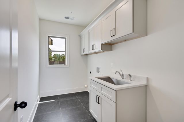 90 PIPER HOLLOW DR, Piperton, TN 38017