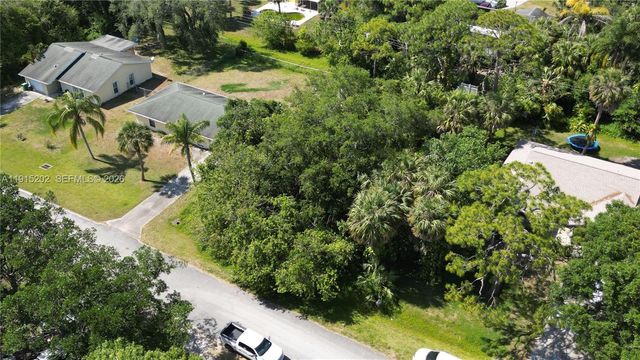 8000 Citrus Park Boulevard, Fort Pierce, FL 34951