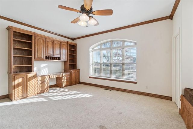 2909 N Santa Fe Avenue, Edmond, OK 73003