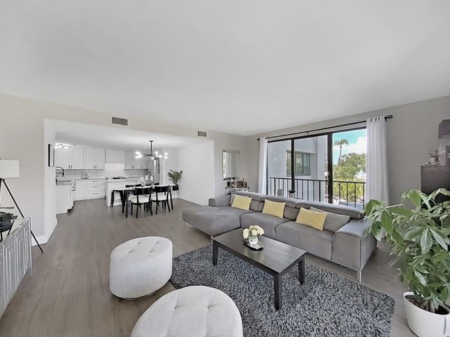 150 BELLEVIEW BOULEVARD 106, Belleair, FL 33756