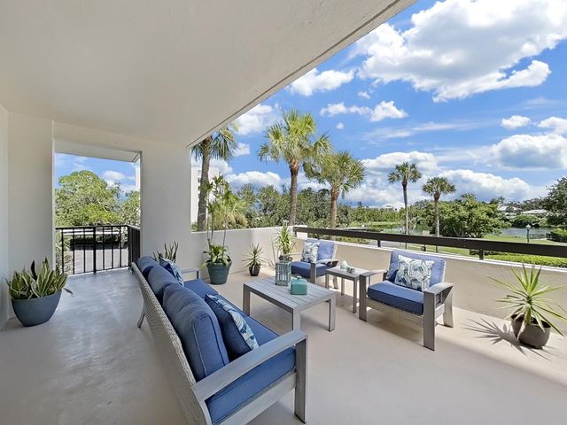 150 BELLEVIEW BOULEVARD 106, Belleair, FL 33756