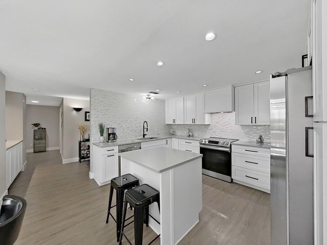 150 BELLEVIEW BOULEVARD 106, Belleair, FL 33756