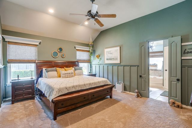 909 Overton Drive, Weatherford, TX 76086