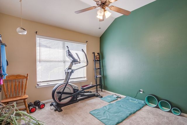 909 Overton Drive, Weatherford, TX 76086