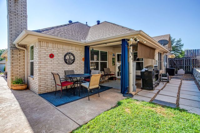 909 Overton Drive, Weatherford, TX 76086